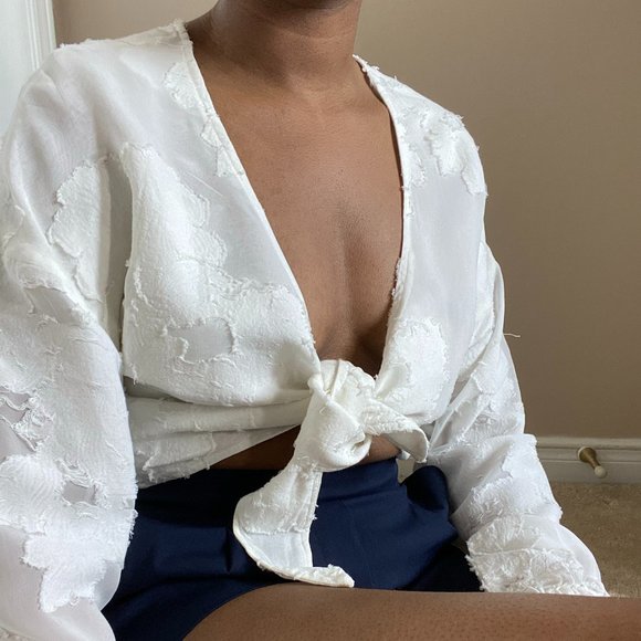 Aritzia Long Sleeve Wrap Top - Picture 1 of 8